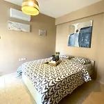 Spacious 3apt Combo, Fast Wifi, 5min Walk To Appartement Larnaca