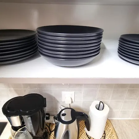 Spacious 3apt Combo, Fast Wifi, 5min Walk To * Λάρνακα
