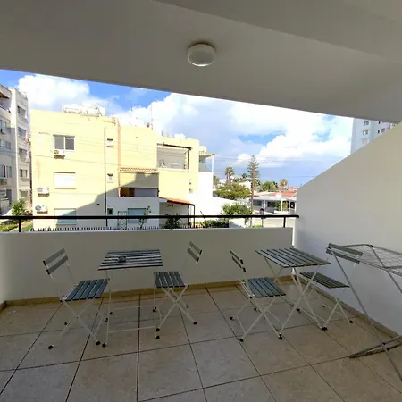 Apartament Spacious 3apt Combo, Fast Wifi, 5min Walk To