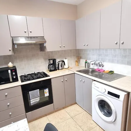 Lejlighed Spacious 3apt Combo, Fast Wifi, 5min Walk To