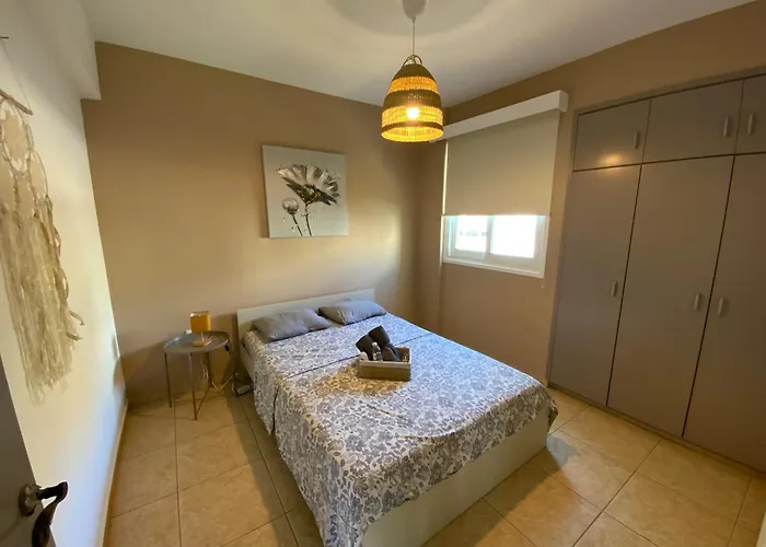 Spacious 3apt Combo, Fast Wifi, 5min Walk To Apartamento Lárnaca