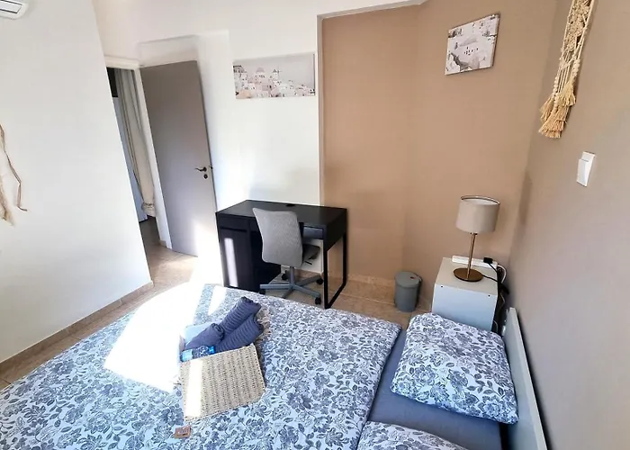 Apartamento Spacious 3apt Combo, Fast Wifi, 5min Walk To Lárnaca