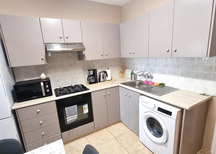 Apartamento Spacious 3apt Combo, Fast Wifi, 5min Walk To