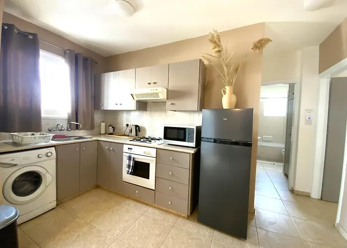 Apartamento Spacious 3apt Combo, Fast Wifi, 5min Walk To